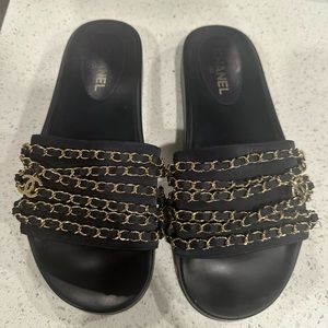 CHANEL Interlocking CC Logo Slides Authentic